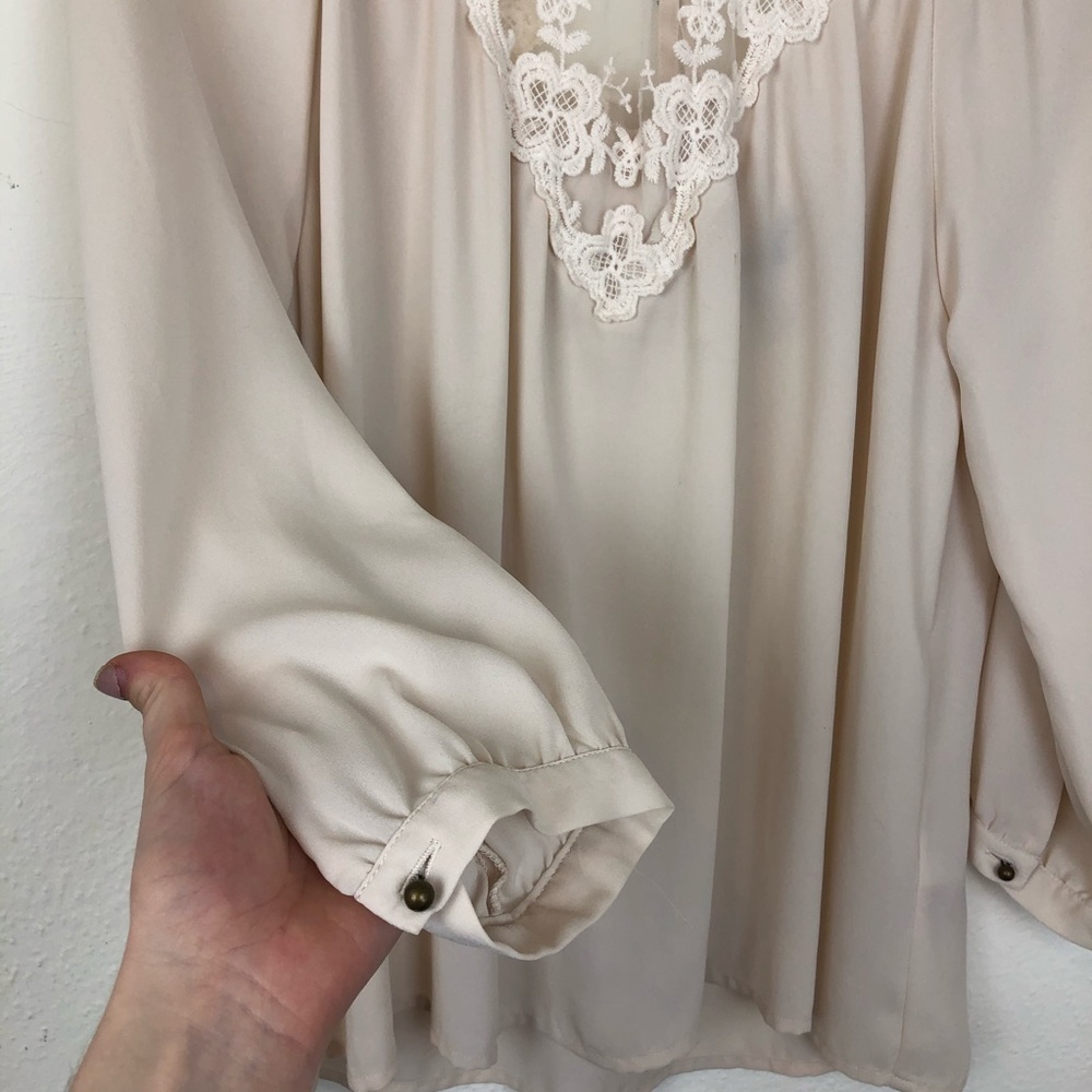 Love 21 3/4 Sleeve Top w Lace Collar - Picture 3 of 6